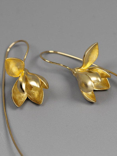 Magnolia simulation natural flowers Plain Earrings